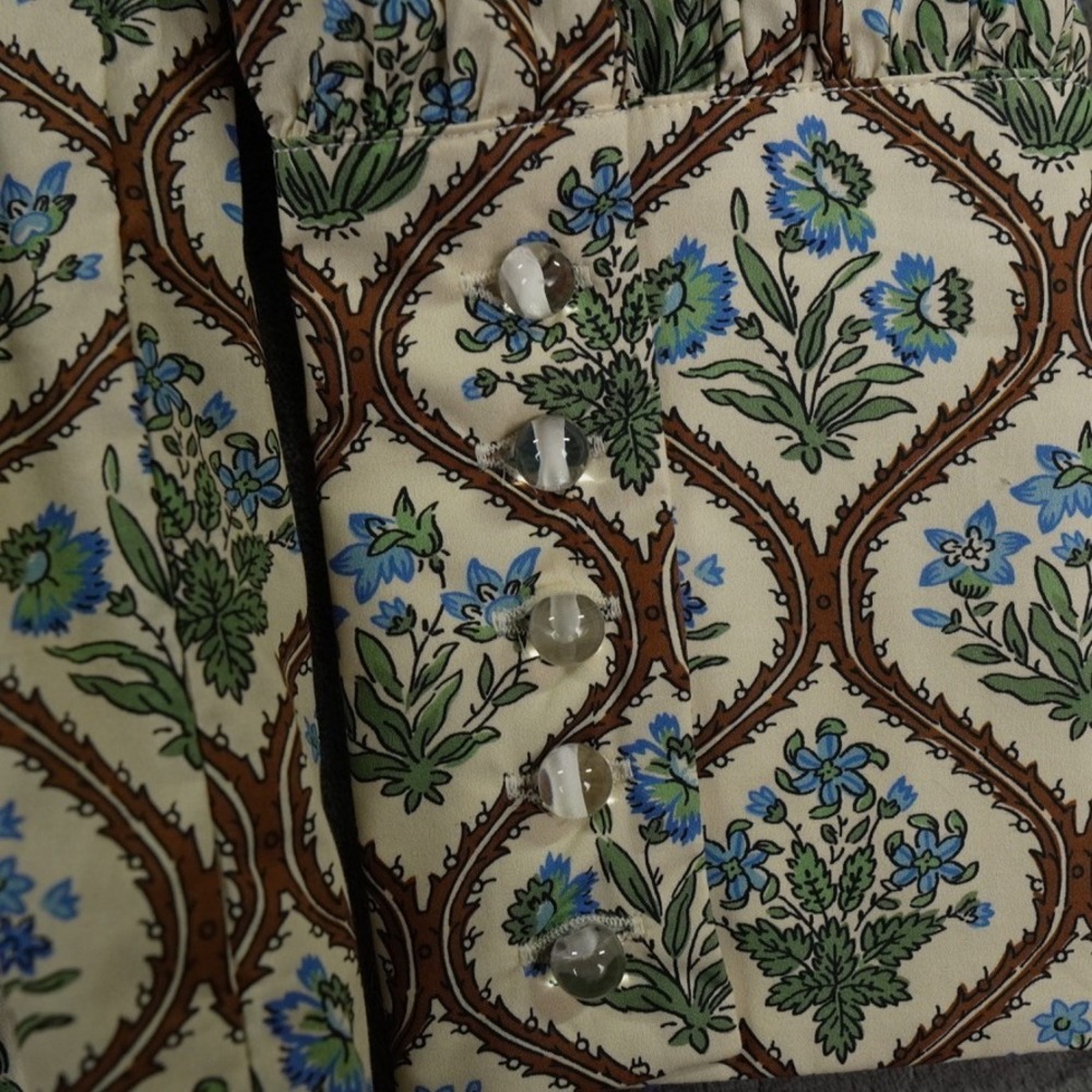 Tuckernuck Porcelain Bouquet Corrigan Blouse Medium Trellis Block Print Top - Picture 6 of 12